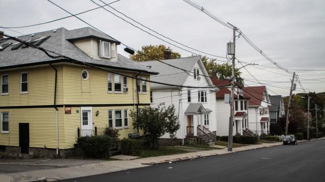 New Website Helps With Off-Campus Housing Problem