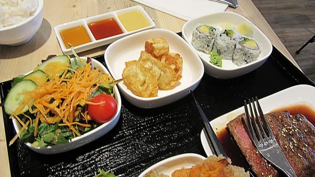 Fuji is offering customers a blend of Japanese sushi and Southwestern Chinese Sichuan at its new location in Somerville. 