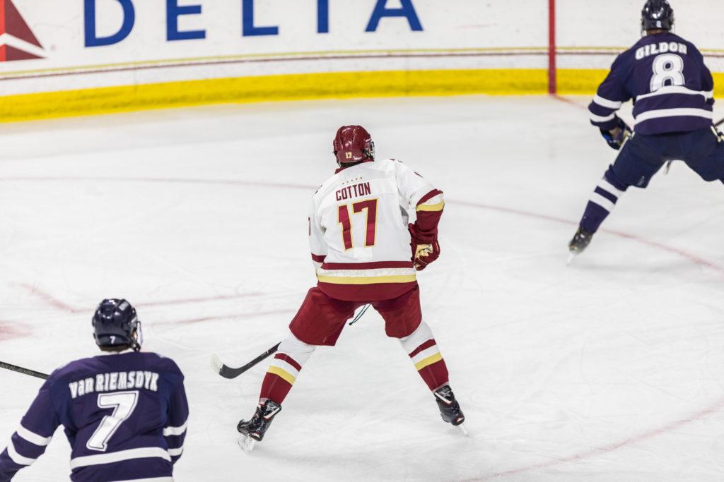 Men’s Hockey Overcomes Sloppy Start, Ties New Hampshire