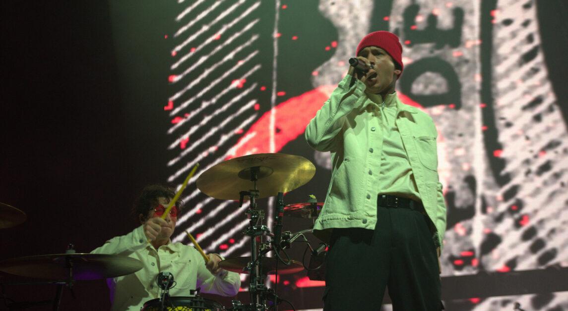 Twenty One Pilots Energize Fans at Boston Concert