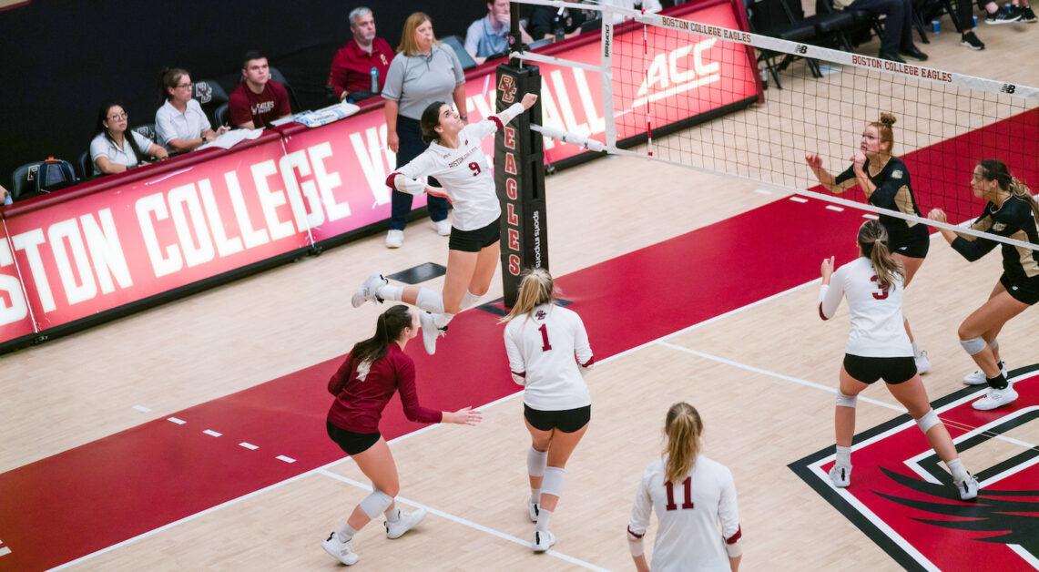 Katrina Jensen led the Eagles with 10 kills.(Chris Ticas / Heights Staff