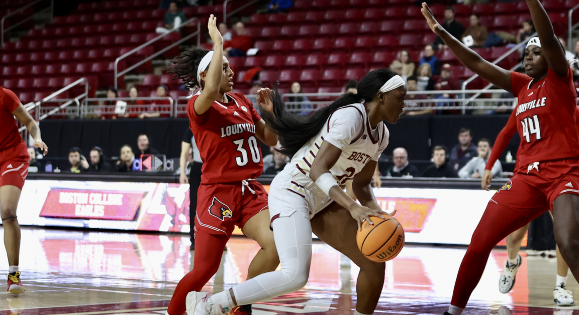  Eagles Hang Tough But Drop Their Eighth-Straight Game to No. 18 Louisville, 69–67