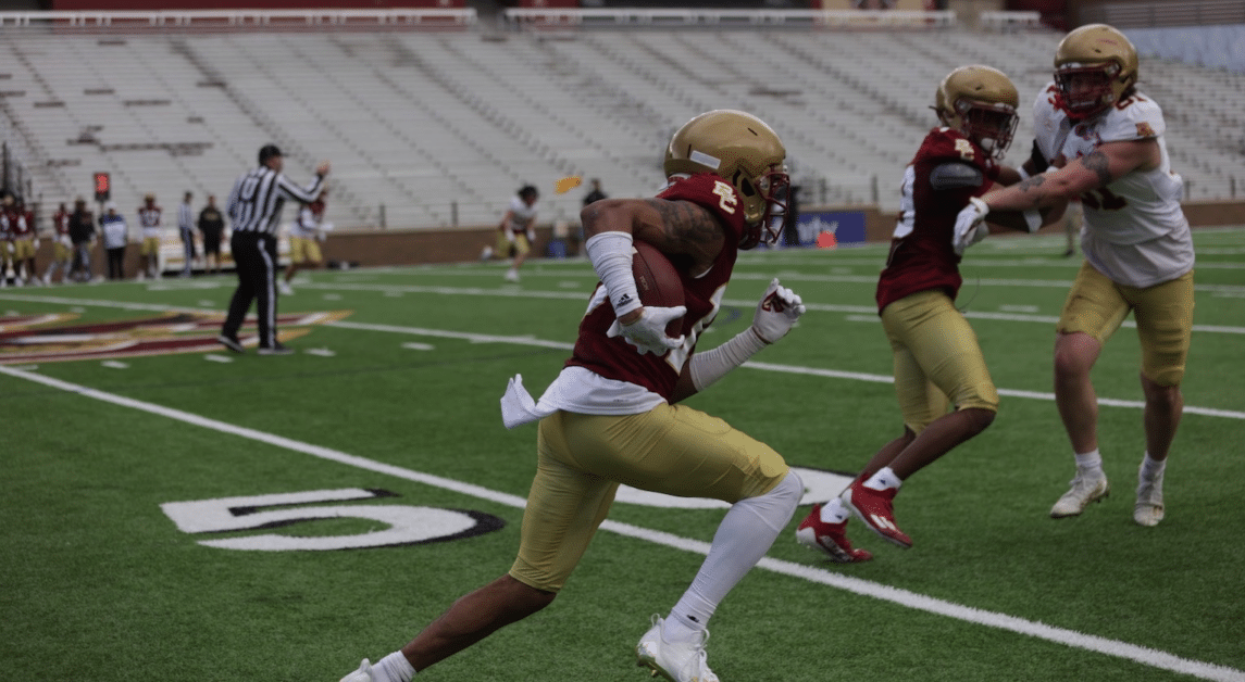 The Seminoles beat the Eagles 31–29 in last season’s matchup. (Kellen Davis / Heights Archives) 