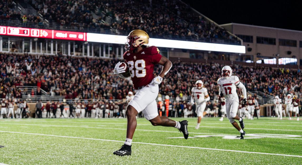 Kamari Morales holds UNC's touchdown reception record by a tight end with 10. (Paul Criado / Heights Staff)