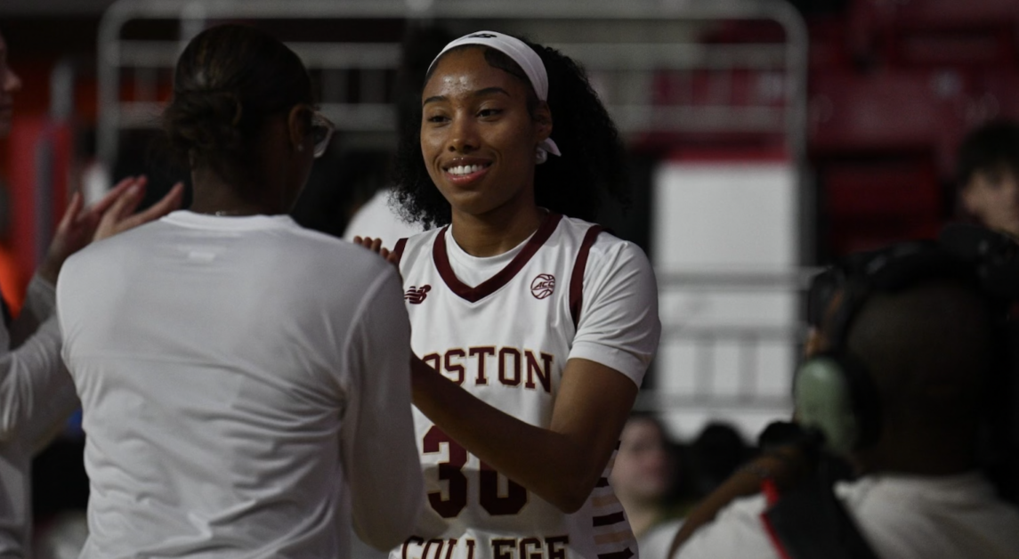 T’yana Todd, pictured, scored 29 points on 8-of-11 shooting from three. (Paul Criado / Heights Staff) 