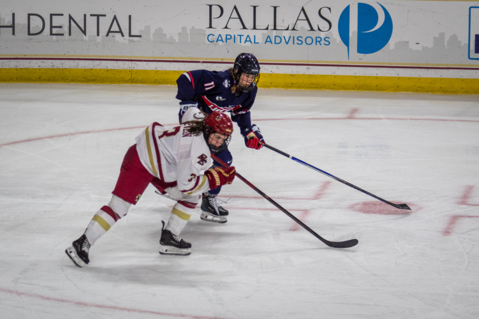 Sammy Taber leads Hockey East in points with 17. (Yamari Santillan-Guzman / Heights Staff)