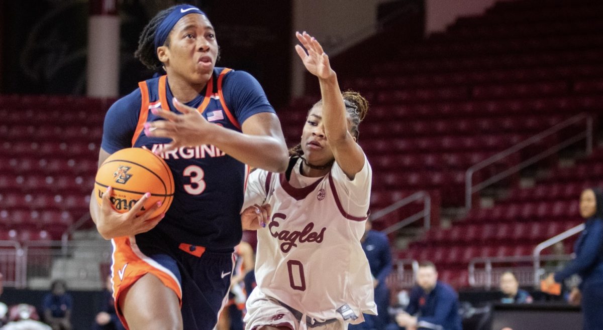 Tomlinson, pictured, led the Eagles with 15 points. (Yamari Santillan / Heights Staff)