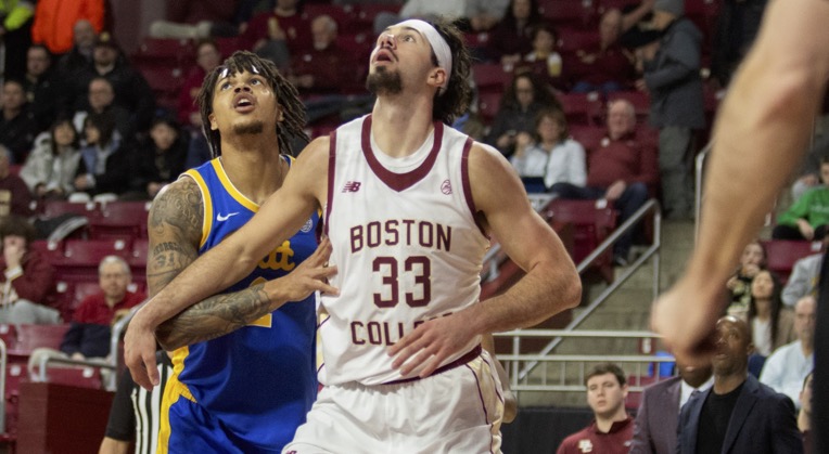 Kapke, pictured, scored a season-high 19 points and nailed the game-winner for the Eagles. (Yamari Santillan-Guzman / Heights Staff) 