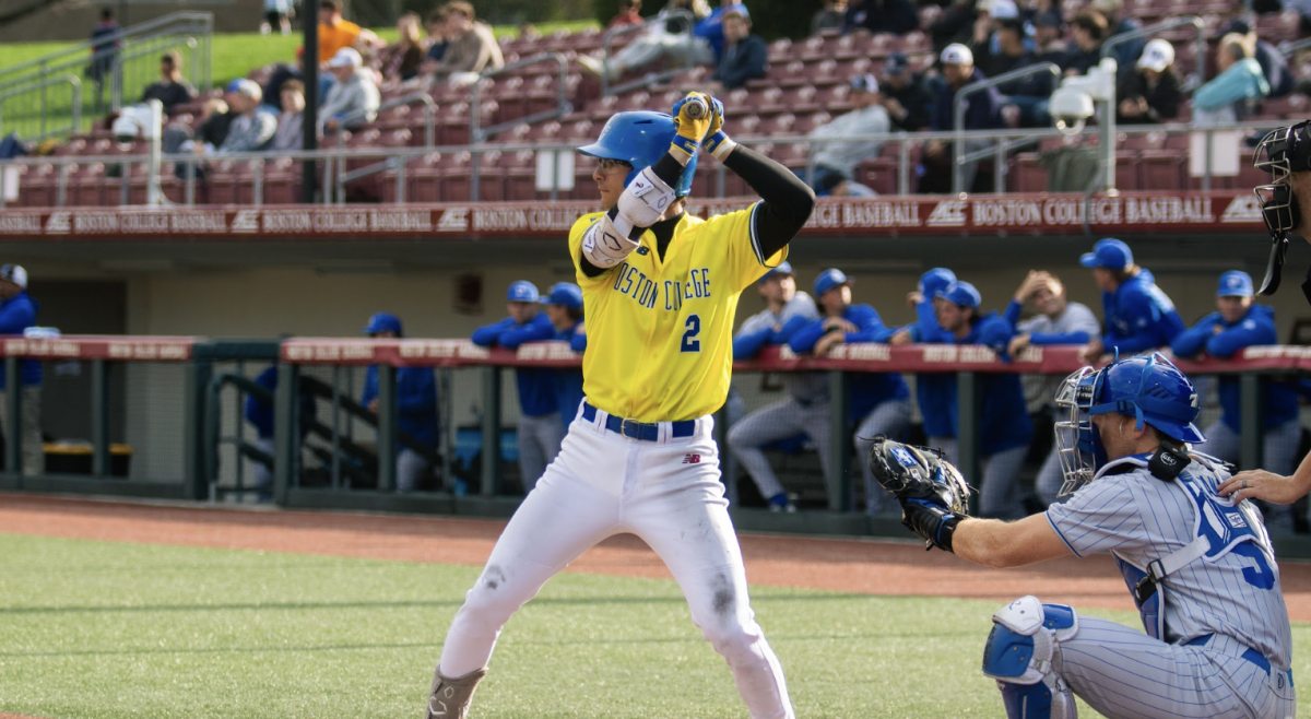 Mainfoli, pictured, finished with two hits and two RBIs across both games. (Yamari Santillan / Heights Staff)
